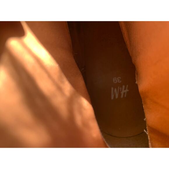 H&M WOMEN'S suede-like Brown Bootie with buckle size 39 - Picture 6 of 9